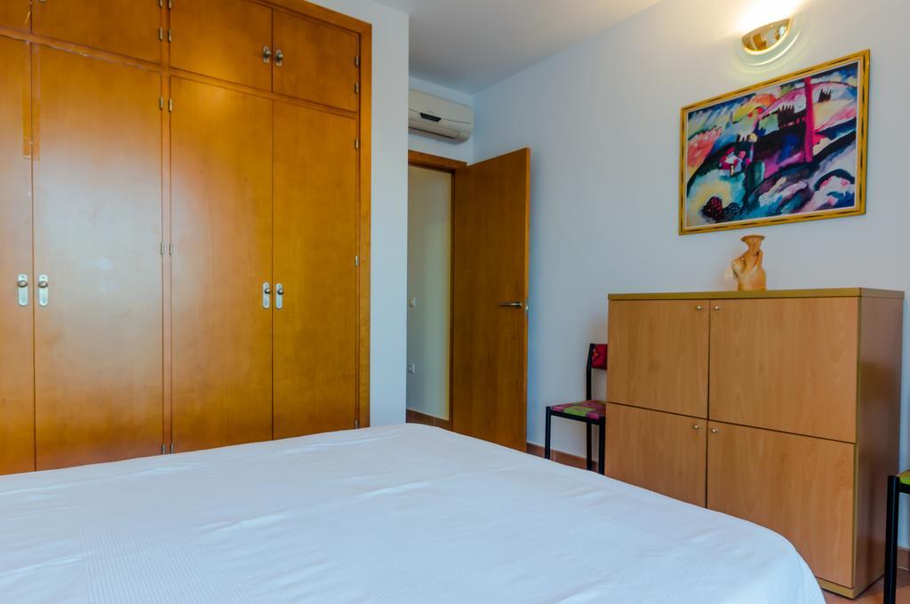 Apartamentos Mas Conil Кониль-де-ла-Фронтера Номер фото
